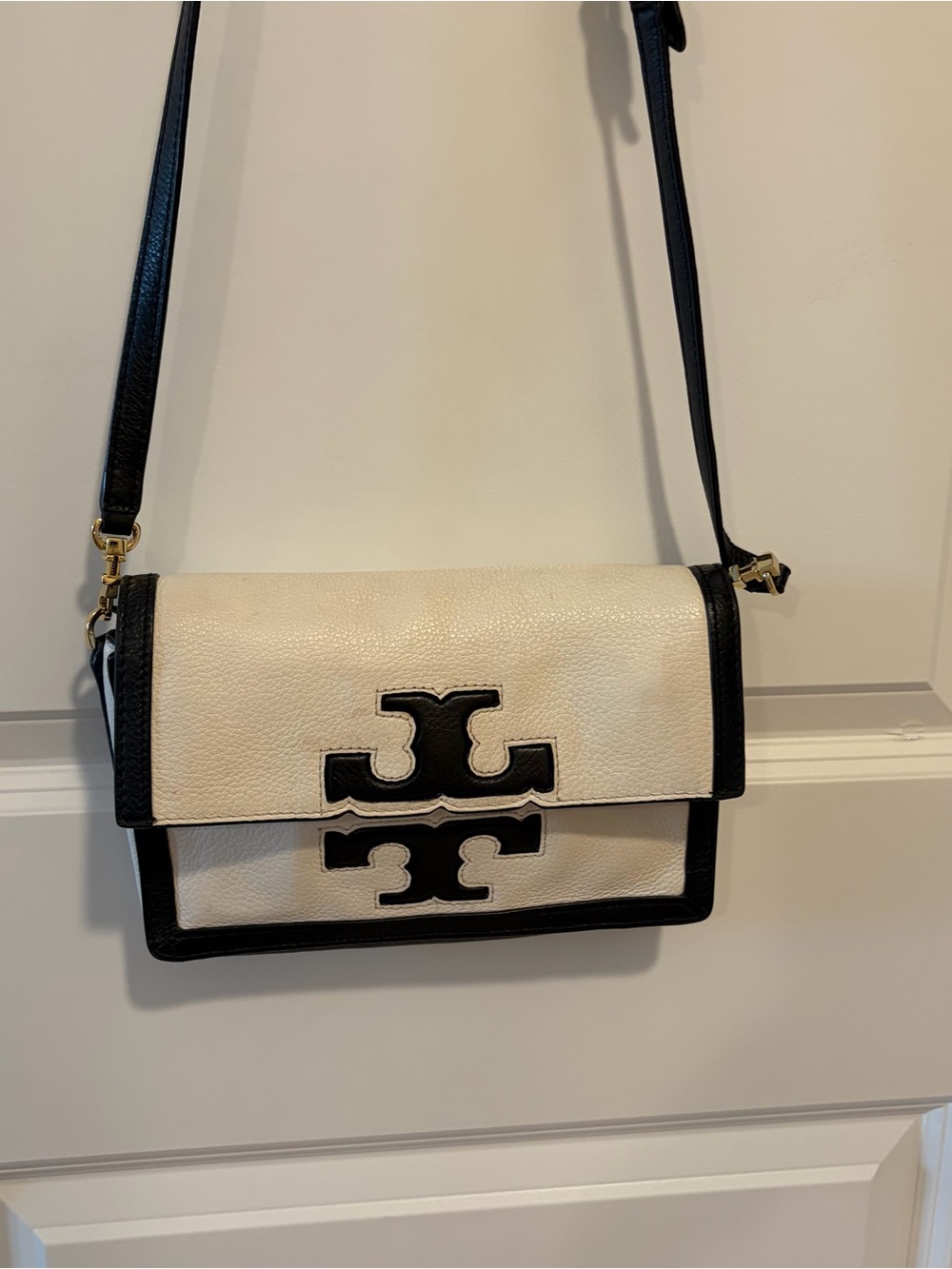TORY BURCH White / black Leather Crossbody Bag - Designer-Inspired